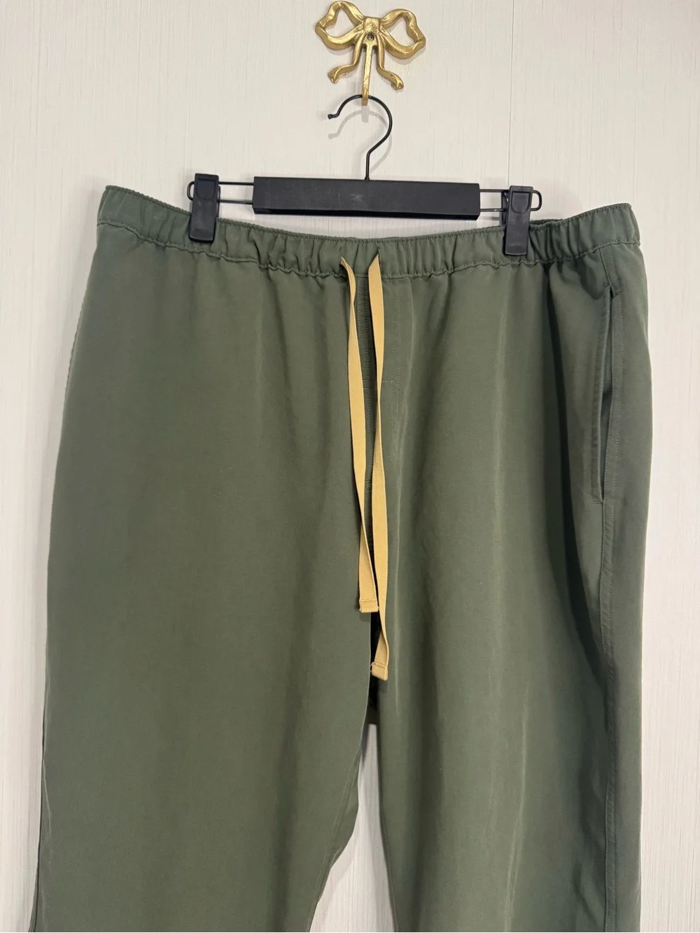 FIGS Pisco Scrub Pant. XL Short. Green. No flaws noted.